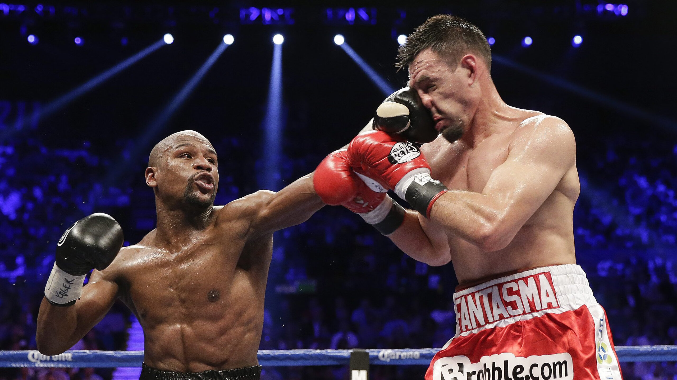 划频波动最小选手表现稳定，频率与划距的关系