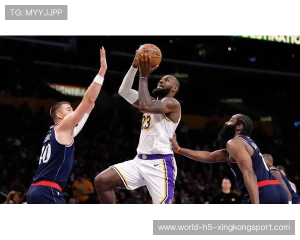 NBA詹姆斯体能储备训练强度上升，开启巅峰状态新篇章